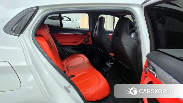 BMW X2 (F39) 2021 Белый из Кореи, фото 3