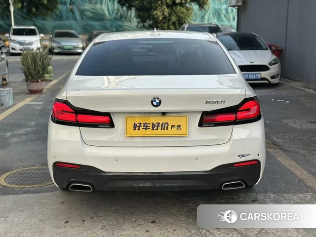 BMW 5 series (imported) 2023 Белый из Китая, фото 3