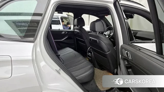 BMW X5 (G05) 2023 Белый из Кореи, фото 3