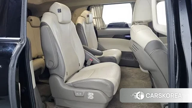 Kia Carnival 4th generation 2021 Черный из Кореи, фото 3