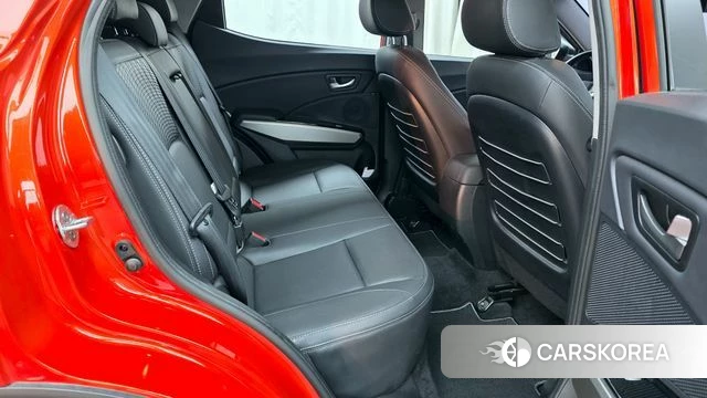 Ssangyong Tivoli Armor 2019 Красный из Кореи, фото 3