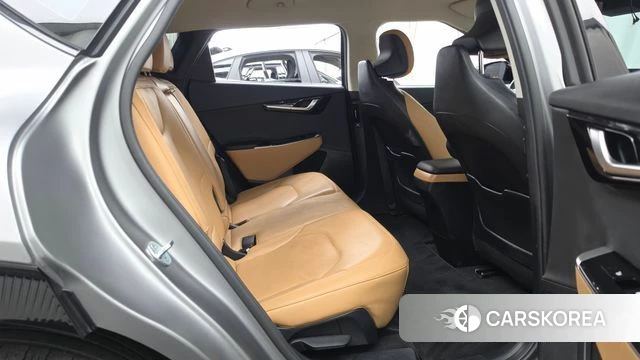 Kia EV6 2022 Серебристо-серый из Кореи, фото 3