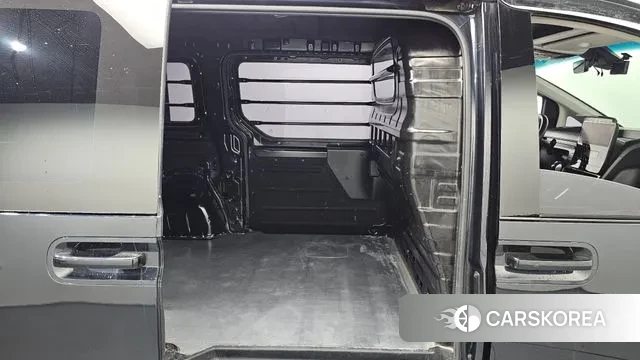 Hyundai Staria 2022 Синий из Кореи, фото 3