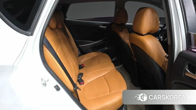 Hyundai Accent (New type) 2018 Белый из Кореи, фото 3