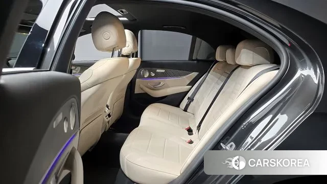 Mercedes-Benz E-Class W213 2022 Серый из Кореи, фото 3