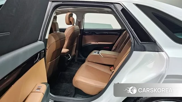 Hyundai Grandeur Hybrid (GN7) 2023 Белый из Кореи, фото 3