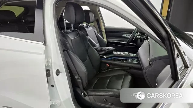 Genesis GV70 2021 Белый из Кореи, фото 3