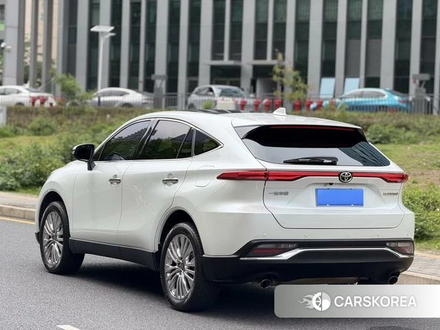 Toyota Ling Fang HARRIER 2022 Белый из Китая, фото 3