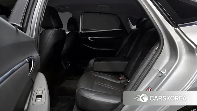 Hyundai Sonata (DN8) 2020 Серебряный из Кореи, фото 3