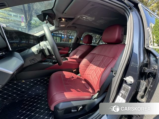 BMW 5 series 2024 Черный из Китая, фото 3