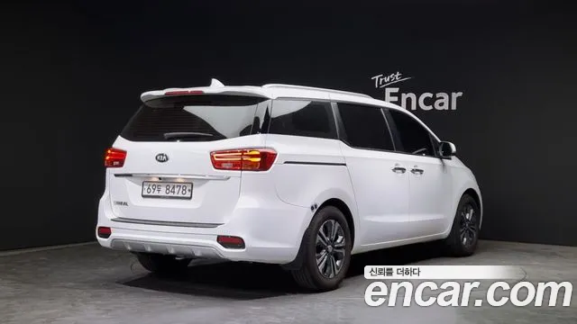 Kia The New Carnival id 2688944 из Кореи 3