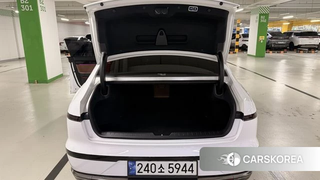 Hyundai Grandeur Hybrid (GN7) 2024 Белый из Кореи, фото 3