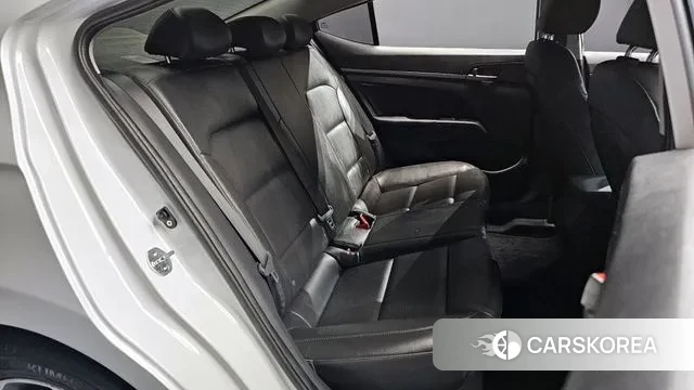 Hyundai Avante AD 2018 Белый из Кореи, фото 3