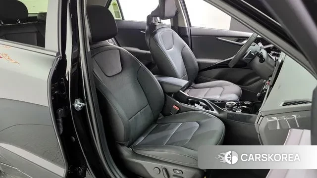 Kia Di Ol Nu Niro 2024 Черный из Кореи, фото 3