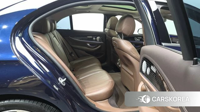 Mercedes-Benz E-Class W213 2020 Синий из Кореи, фото 3