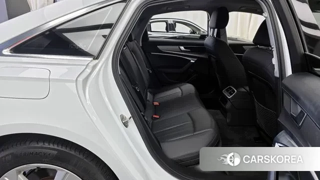 Audi A6 (C8) 2020 Белый из Кореи, фото 3