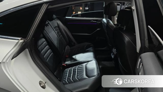 Volkswagen Arteon 2018 Белый из Кореи, фото 3