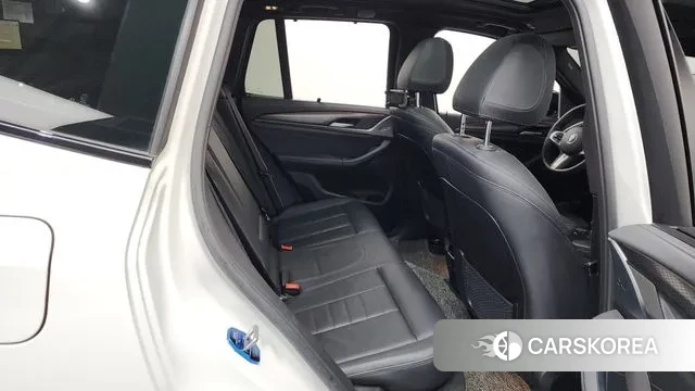 BMW X3 (G01) 2024 Белый из Кореи, фото 3