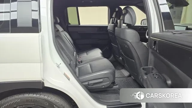 Hyundai Santa Fe (MX5) 2023 Белый из Кореи, фото 3