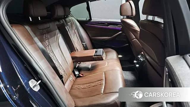 BMW 5 Series (G30) 2022 Черный из Кореи, фото 3