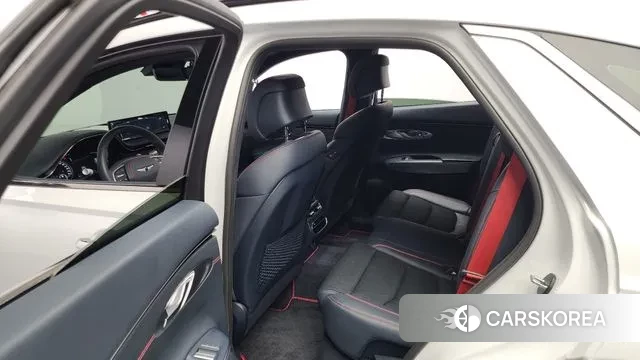 Genesis GV70 2022 Белый из Кореи, фото 3