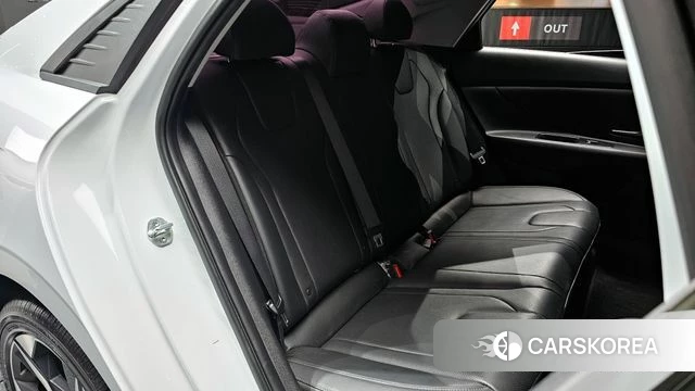 Hyundai Avante (CN7) 2022 Белый из Кореи, фото 3