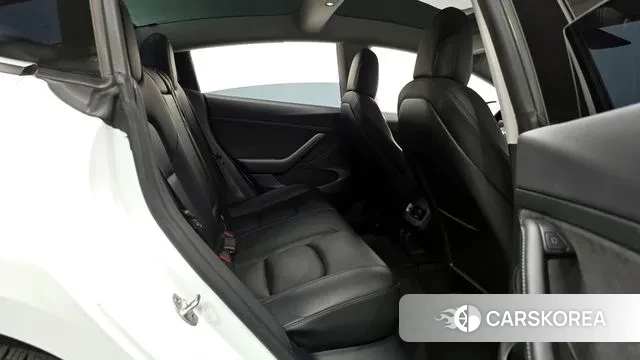 Tesla Model 3 2021 Белый из Кореи, фото 3