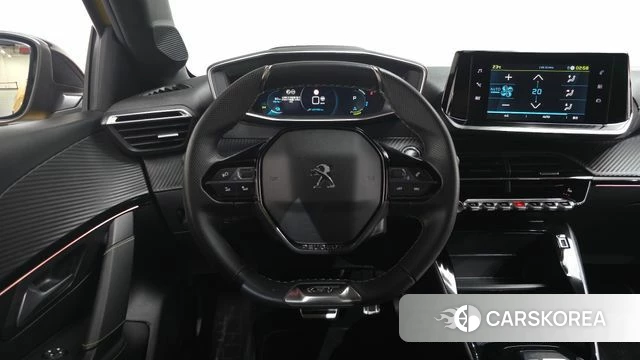 Peugeot e-208 second Generation 2023 Желтый из Кореи, фото 3