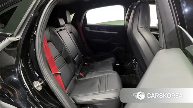 Porsche Cayenne (PO536) 2023 Черный из Кореи, фото 3