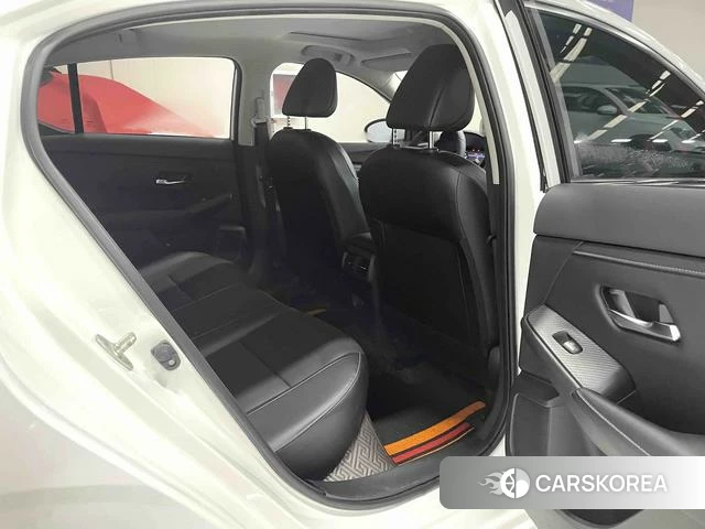 Nissan Xuan Yi 2023 Белый из Китая, фото 3