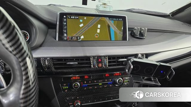BMW X6 (F16) 2018 Белый из Кореи, фото 3