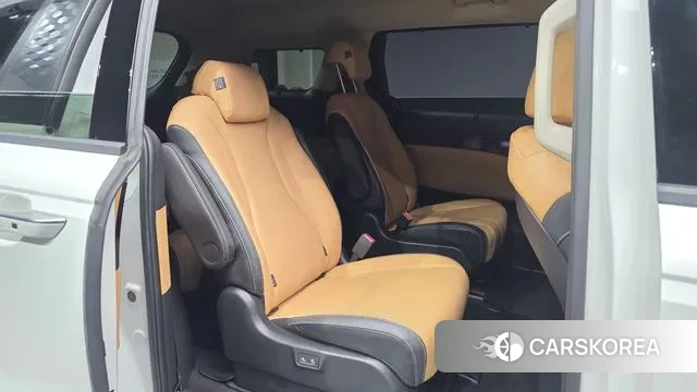 Kia Carnival 4th generation 2023 Белый из Кореи, фото 3