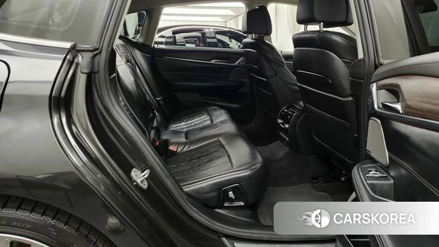 BMW 6 Series GT (G32) 2018 Серый из Кореи, фото 3