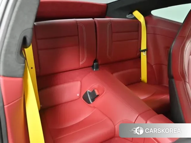 Porsche 911(992) 2025 Желтый из Кореи, фото 3