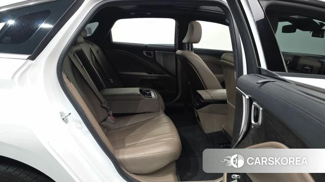 Kia K8 Hybrid 2023 Белый из Кореи, фото 3