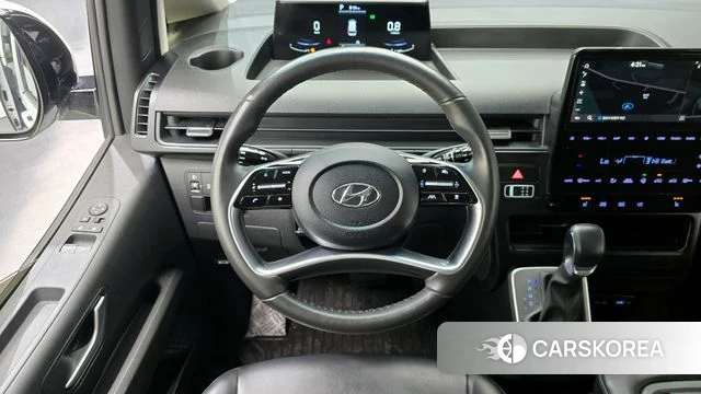 Hyundai Staria 2022 Белый из Кореи, фото 3