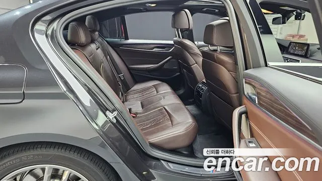 BMW 5 Series (G30) 2020 Серый из Кореи, фото 3