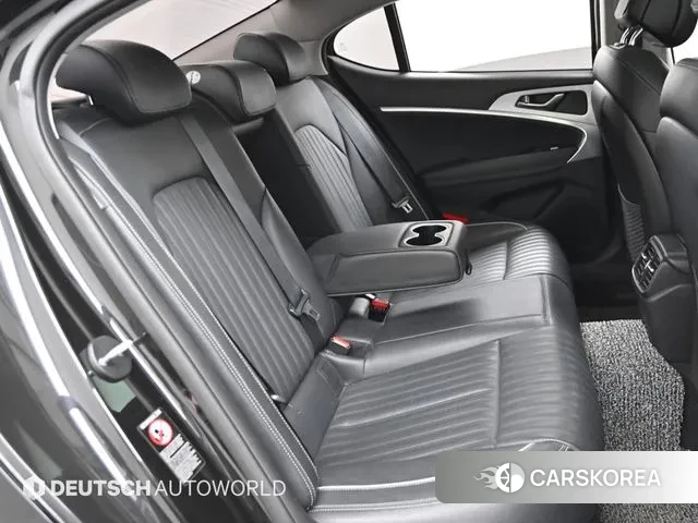 Genesis G70 2018 Черный из Кореи, фото 3