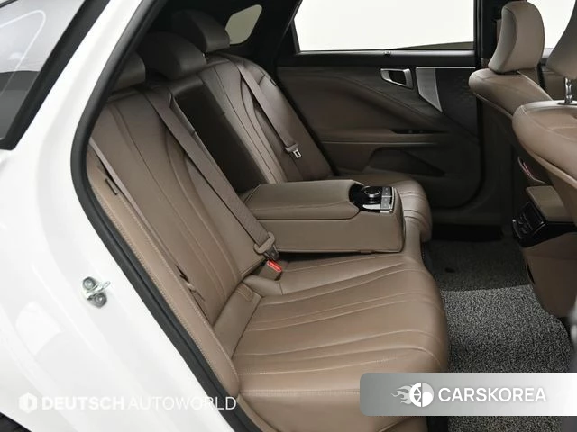 Kia K8 Hybrid 2023 Белый из Кореи, фото 3