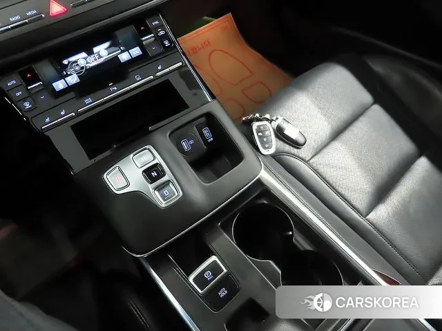 Hyundai The New Grandeur IG 2022 Серебряный из Кореи, фото 3