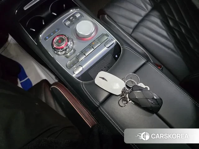 Genesis G90 (RS4) 2022 Черный из Кореи, фото 3