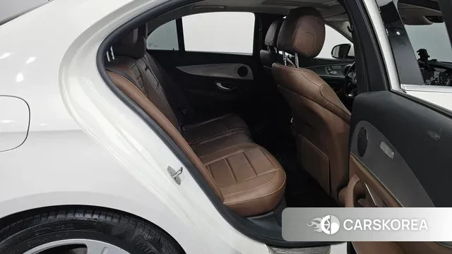 Mercedes-Benz E-Class W213 2018 Белый из Кореи, фото 3