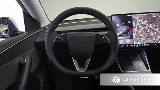Tesla Model Y 2025 Черный из Кореи, фото 3