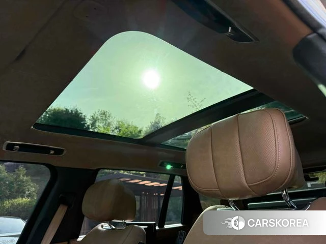 Land Rover Range Rover 5th Generation 2024 Белый из Кореи, фото 3