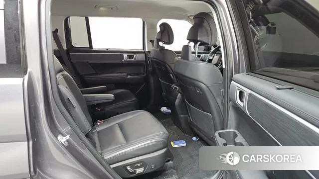 Hyundai Santa Fe (MX5) 2023 Серый из Кореи, фото 3