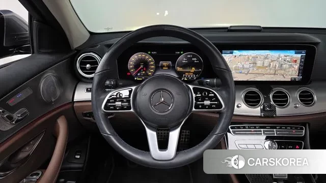 Mercedes-Benz E-Class W213 2019 Серый из Кореи, фото 3