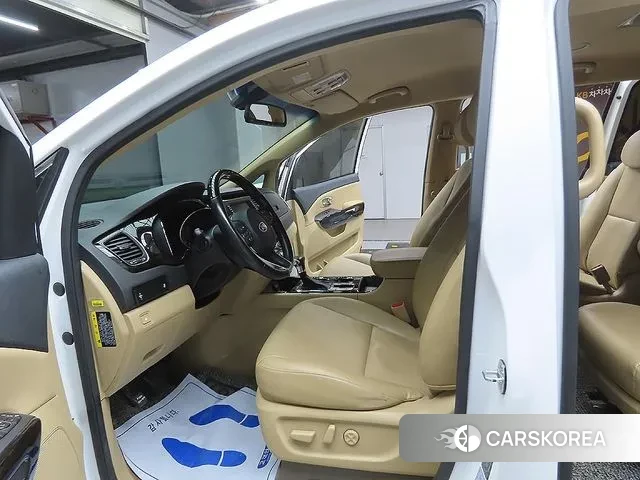 Kia The New Carnival 2018 Белый из Кореи, фото 3