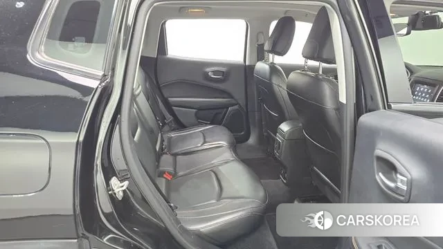 Jeep Compass 2nd Generation 2018 Черный из Кореи, фото 3