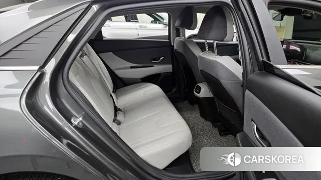 Hyundai Avante Hybrid (CN7) 2021 Серый из Кореи, фото 3