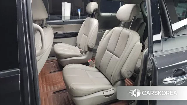 Kia The New Carnival 2018 Серый из Кореи, фото 3